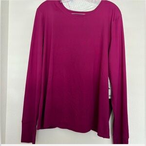 Athleta Women's Long Sleeve Fuchsia Top NWOT size xl uv protection